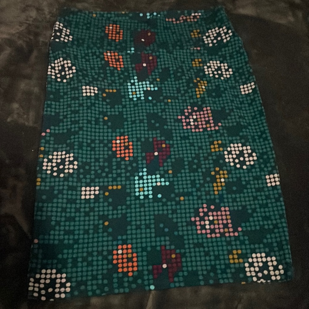 LuLaRoe Cassie: Teal with Pink/Purple/Blue/Brown/White Dots (M)